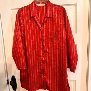 Victoria’s Secret Women’s Button Up Silky Night Shirt Small Red Gold Vintage EUC